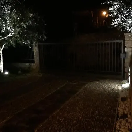 Monolocale Rocchetta *